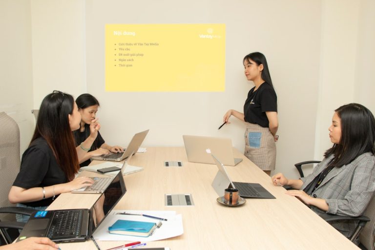 The Art of Crafting a Captivating Presentation: A Step-by-Step Guide